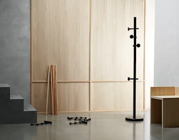 Skruvad coat stand 11