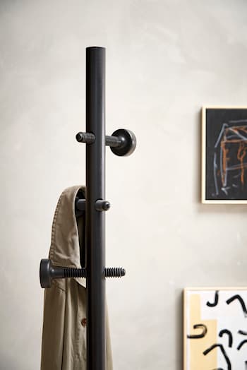 Skruvad coat stand 10