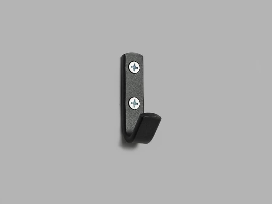 School hook single black-textured 2