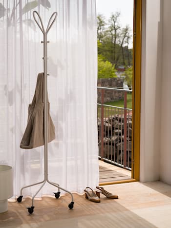 Classic coat stand 12